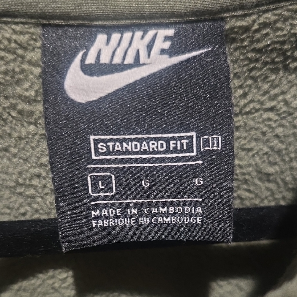 Nike Green and Neon Half-Zip Pullover - Picture 2 of 6